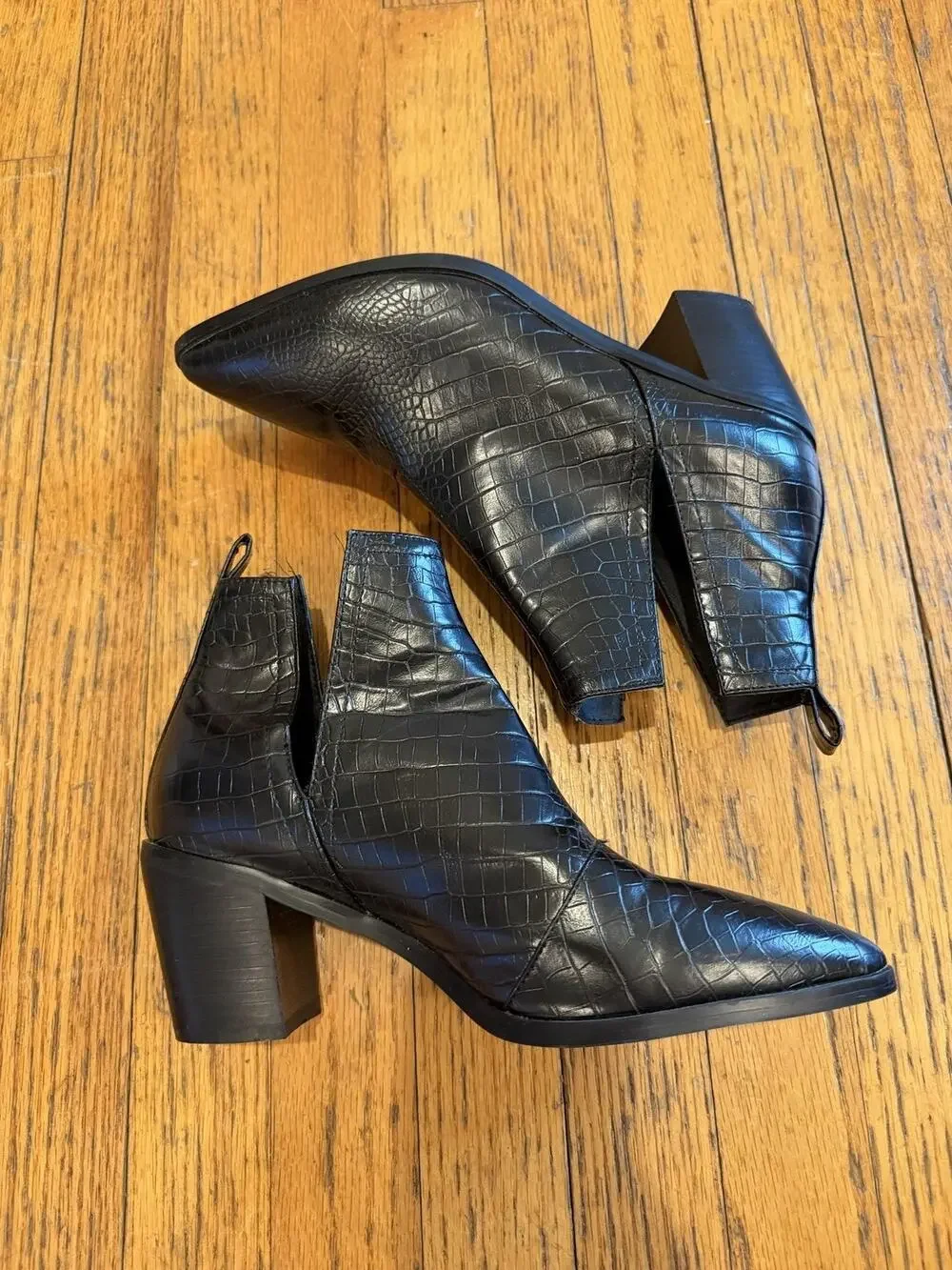 Billini Boots Womens Size 9 Black Croc Embossed Nahla Ankle Booties Block Heel